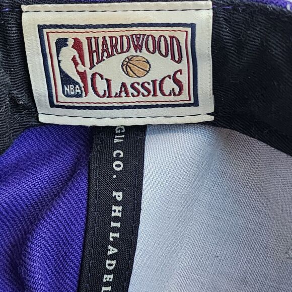 Toronto Raptors Mitchell & Ness Purple Hardwood Classics Earthquake Snapback Hat - Picture 12 of 15